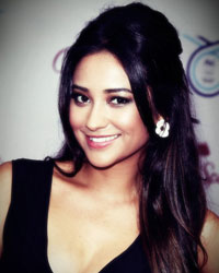 Shay Mitchell